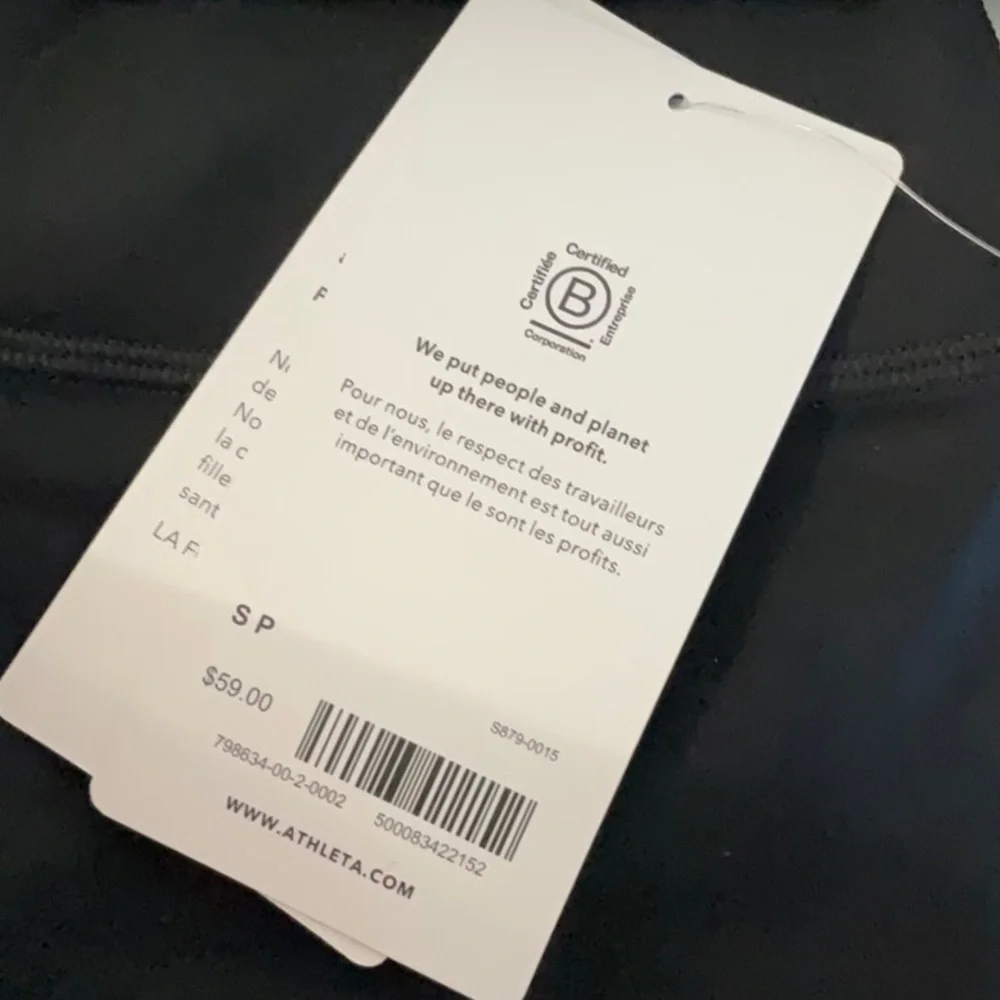 NWT Athleta Transcend 7" Short in Black - Picture 8 of 12